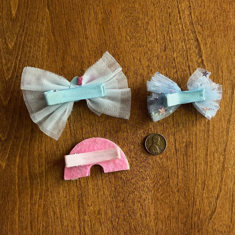 Stars and rainbows hair clips *Free in bundle*